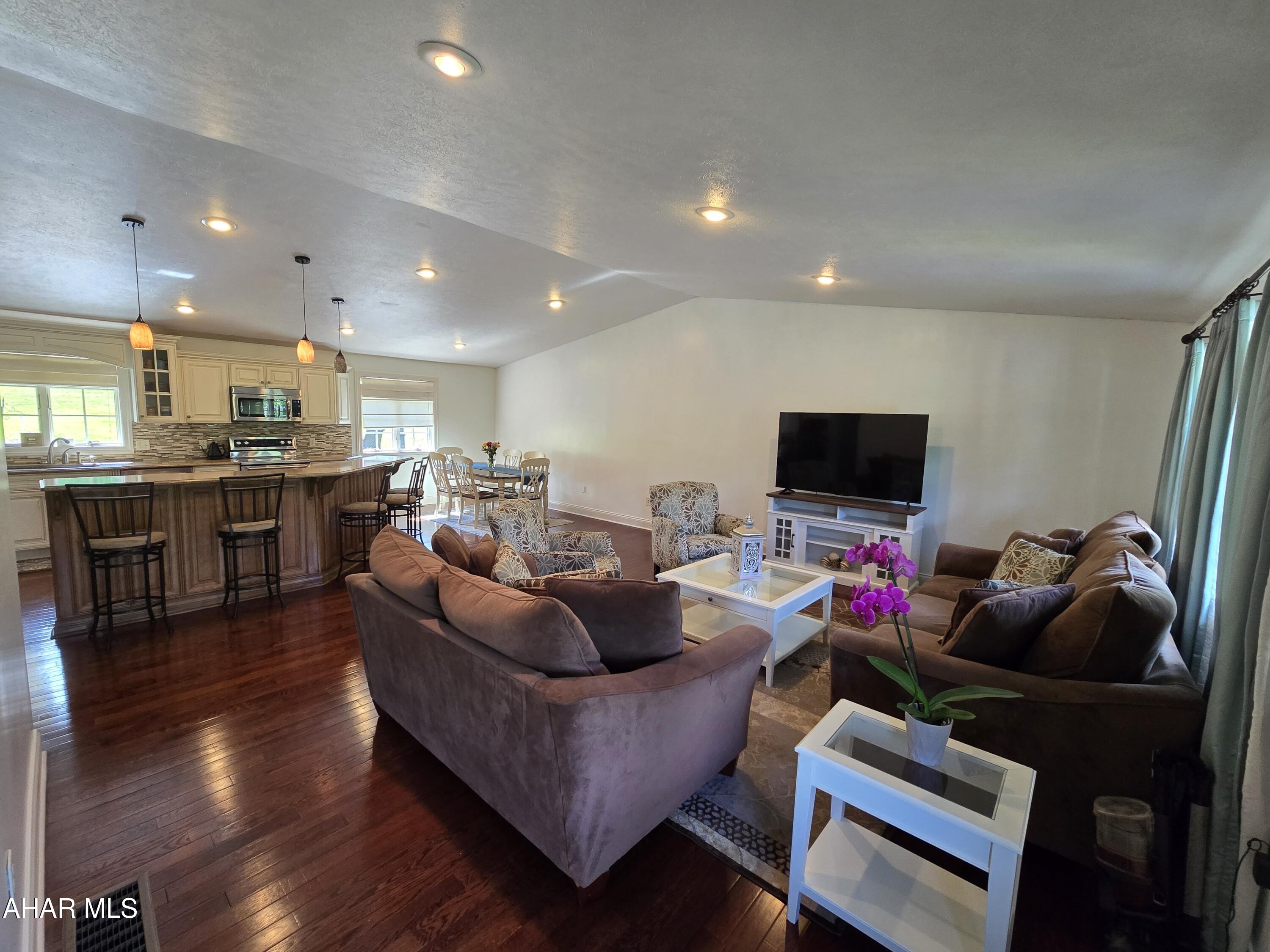 1529 Cardiff Road Nanty Glo, PA 15943 - Photo 3 of 27