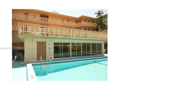 $1,550 | 211 Northeast 8th Avenue, Unit 201, Hallandale Beach, FL 33009
