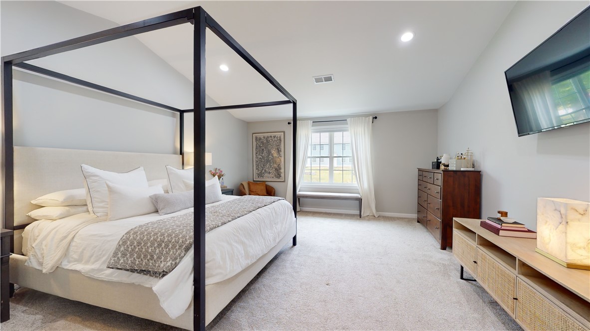 634 Natick Avenue Cranston, RI 02921 - Photo 23 of 30