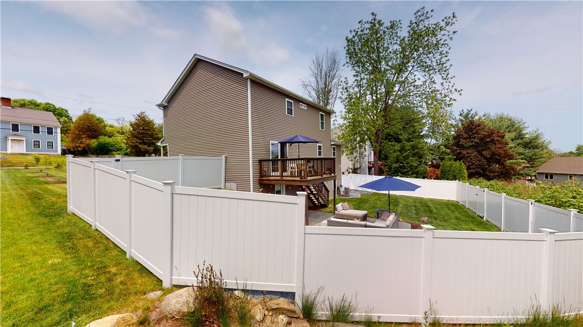 634 Natick Avenue Cranston, RI 02921 - Photo 6 of 30