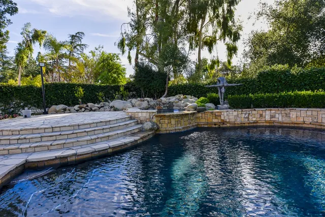 a view of a lake with houses