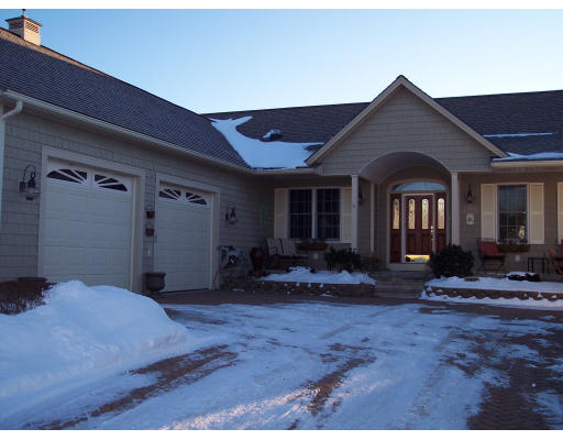 258 Olympic Road Somerset, MA 02726 - Photo 1 of 21 Gallery Image 1