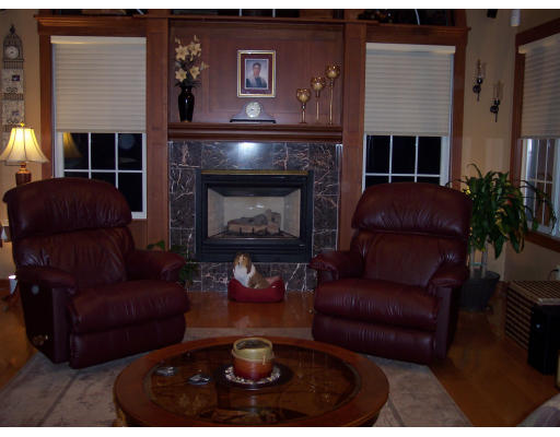 258 Olympic Road Somerset, MA 02726 - Photo 2 of 21 Gallery Image 2