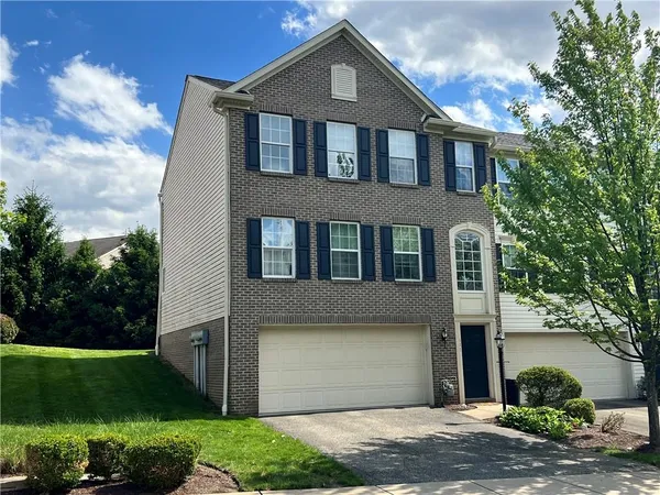 $295,000 | 117 Horizon Drive, Monroeville, PA 15146
