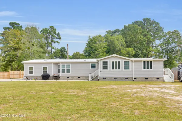 $285,000 | 414 West Branch Drive, Newport, NC 28570
