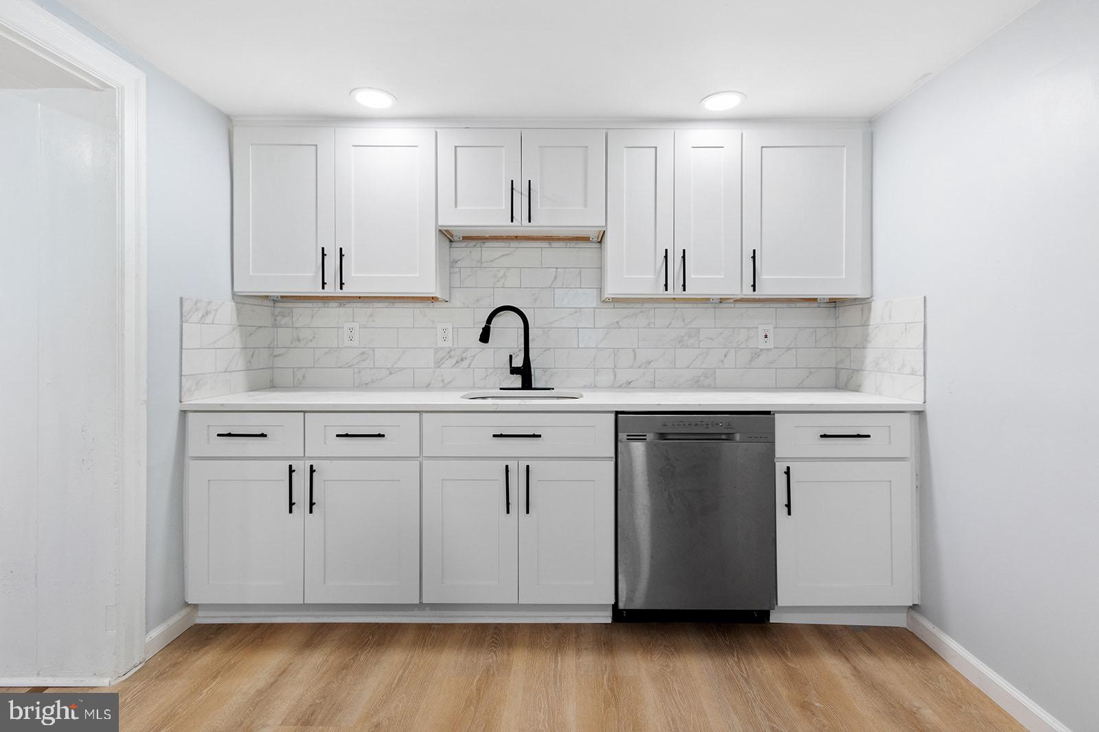 158 West Ridge Road Marcus Hook, PA 19061 - Photo 4 of 23