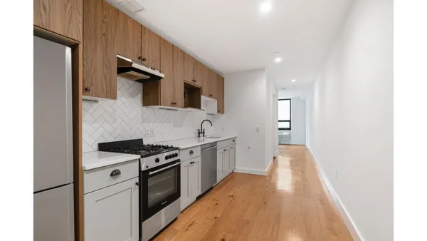 $3,475 | 213 Maujer Street, Unit 1 | Williamsburg