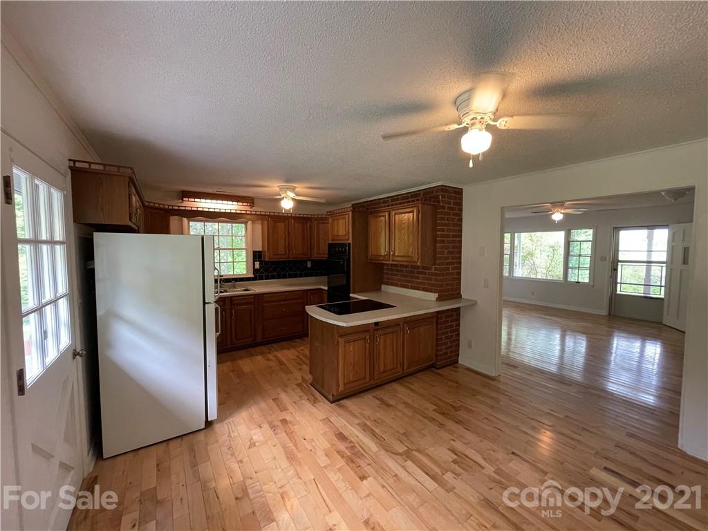 556 Jordan Road Bryson City, NC 28713 - Photo 11 of 24 Gallery Image 11