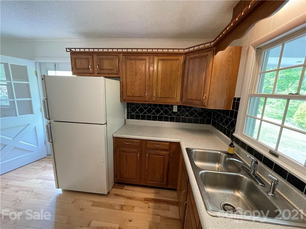 556 Jordan Road Bryson City, NC 28713 - Photo 13 of 24 Gallery Image 13