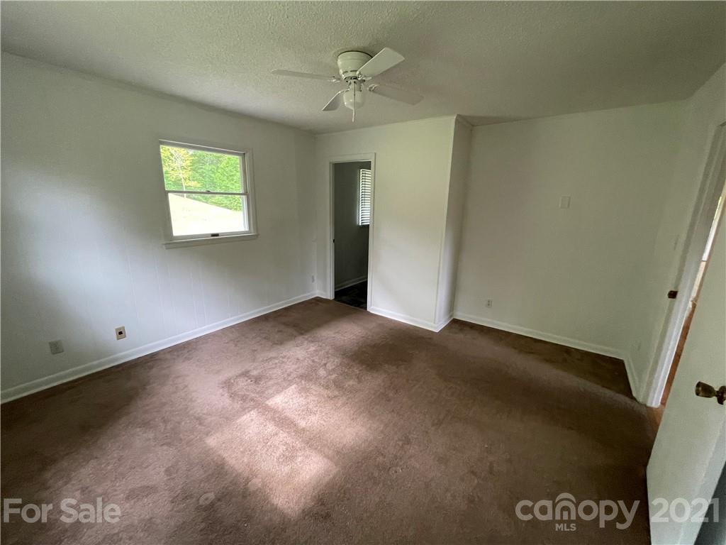 556 Jordan Road Bryson City, NC 28713 - Photo 18 of 24 Gallery Image 18