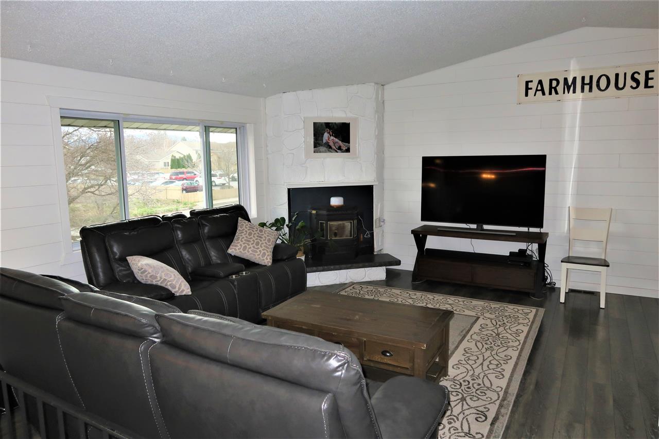 1907 North Raymond Road Spokane Valley, WA 99206 - Photo 3 of 20 Gallery Image 3