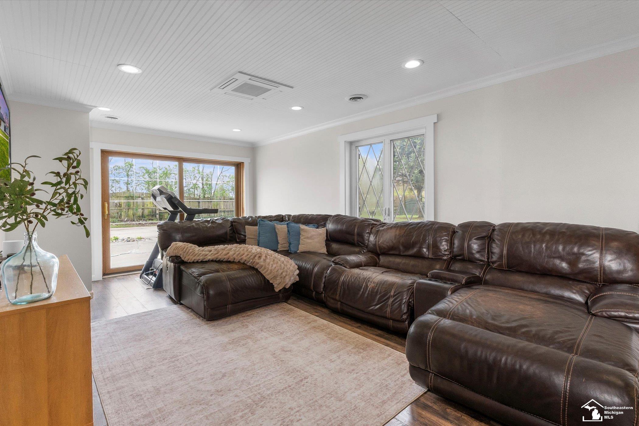 6053 Douglas Road Ida, MI 48140 - Photo 10 of 53 Gallery Image 10