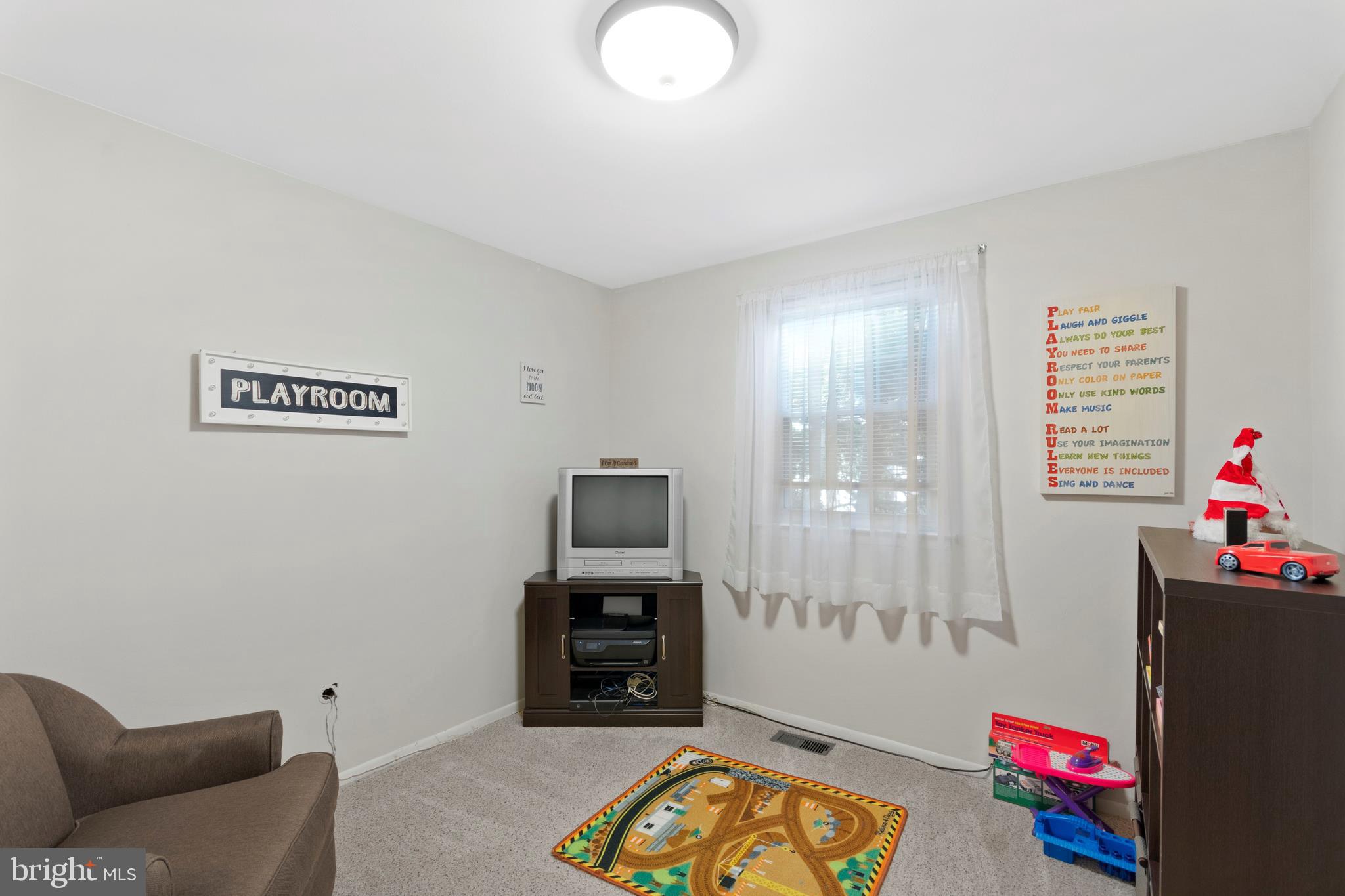 7811 Verree Road, Unit B Philadelphia, PA 19111 - Photo 11 of 26 Gallery Image 11