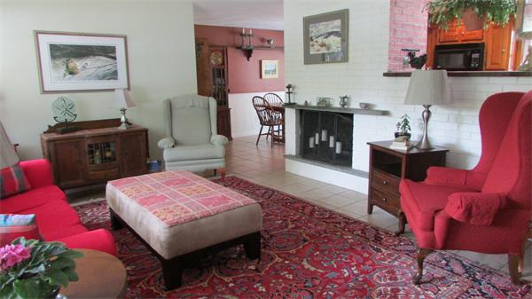48 Michael Road Raynham, MA 02767 - Photo 4 of 24 Gallery Image 4
