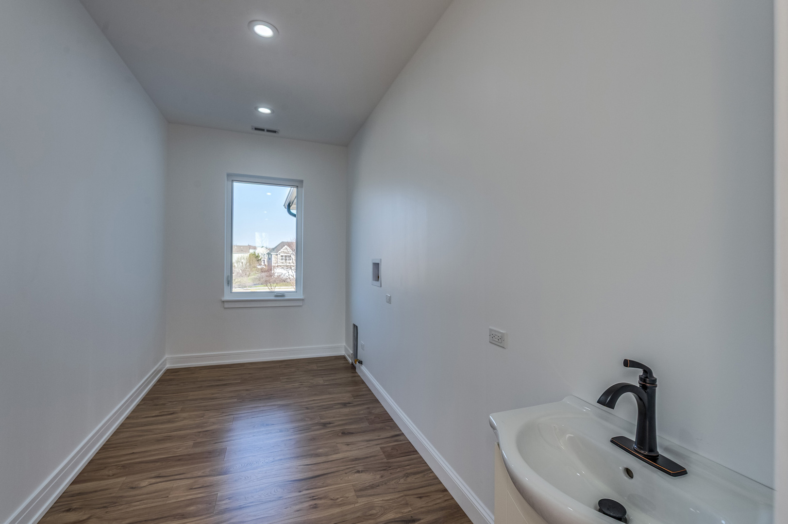3059 Longcommon Parkway Elgin, IL 60124 - Photo 29 of 44