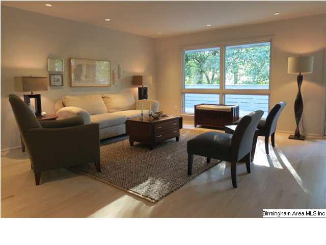 904 Landale Road Birmingham, AL 35222 - Photo 2 of 20