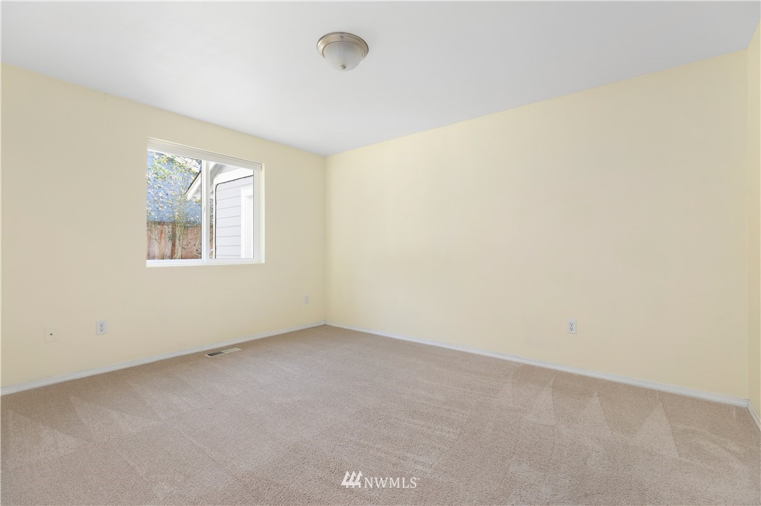 1873 Watkins Road Freeland, WA 98249 - Photo 16 of 26
