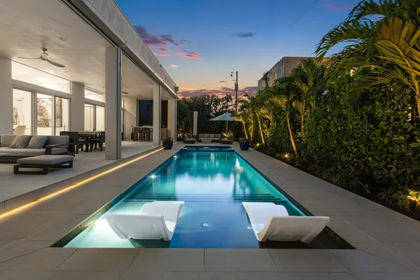 $5,395,000 | 823 West Oyster Lane, Lantana, FL 33462