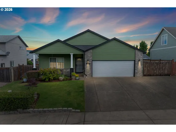 $447,744 | 3392 Falcon Drive, Springfield, OR 97477