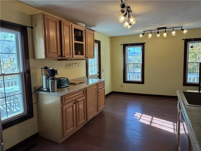 $295,000 | 7810 State Rte 21, Naples, NY 14512