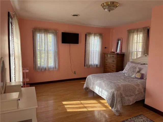 $295,000 | 7810 State Rte 21, Naples, NY 14512