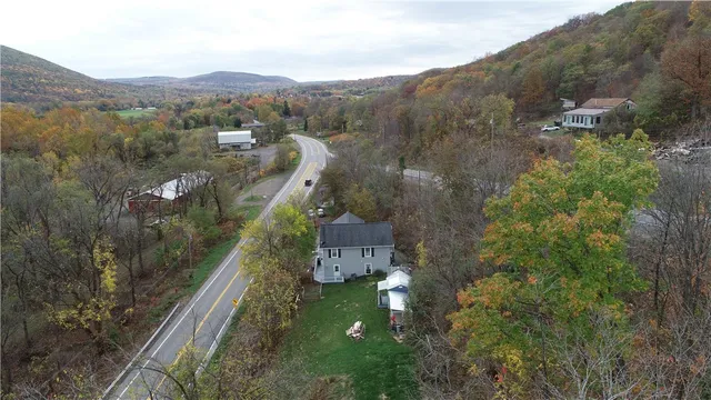 $295,000 | 7810 State Rte 21, Naples, NY 14512