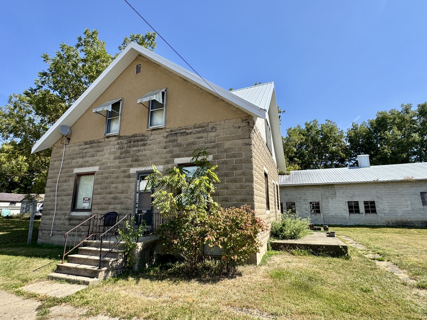 212 Main Street Van Orin, IL 61374 - Photo 2 of 26