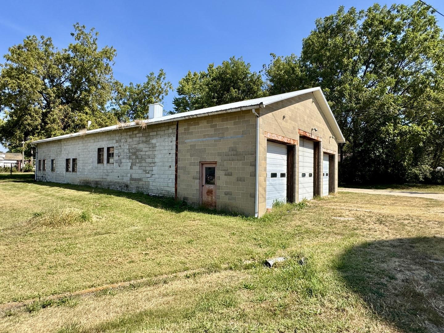 212 Main Street Van Orin, IL 61374 - Photo 3 of 26