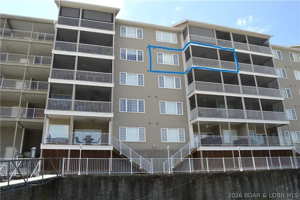 $380,000 | 68 Lighthouse Road, Unit 133, Lake Ozark, MO 65049