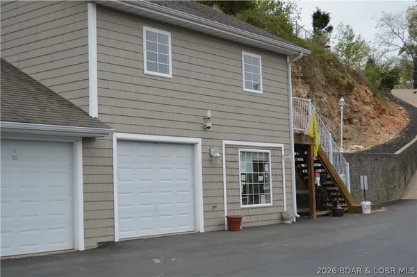 $380,000 | 68 Lighthouse Road, Unit 133, Lake Ozark, MO 65049