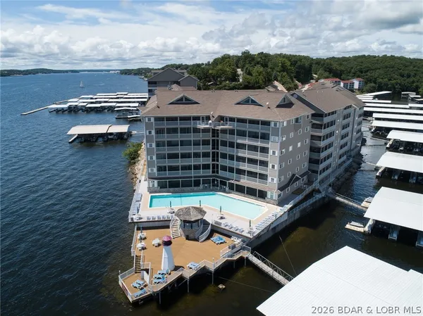 $380,000 | 68 Lighthouse Road, Unit 133, Lake Ozark, MO 65049