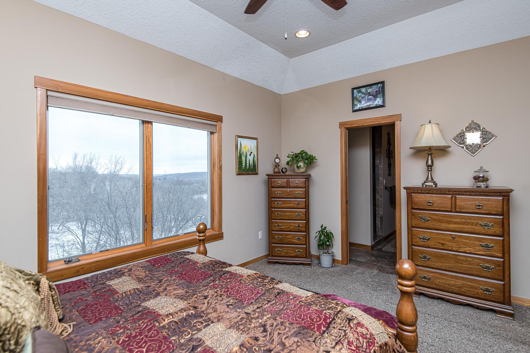 2959 Pinewood Ridge Drive Southeast Rochester, MN 55904 - Photo 15 of 49