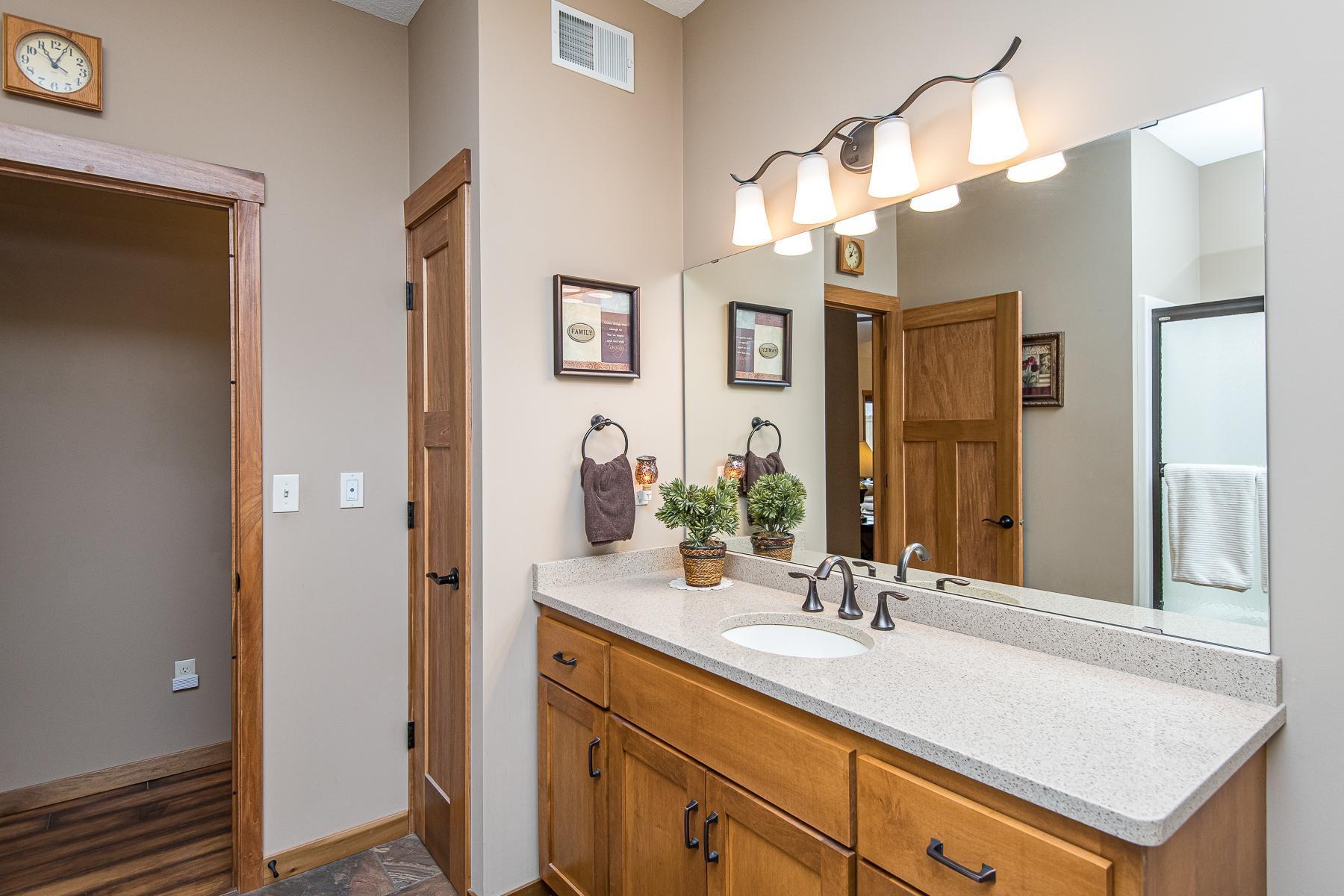 2959 Pinewood Ridge Drive Southeast Rochester, MN 55904 - Photo 22 of 49