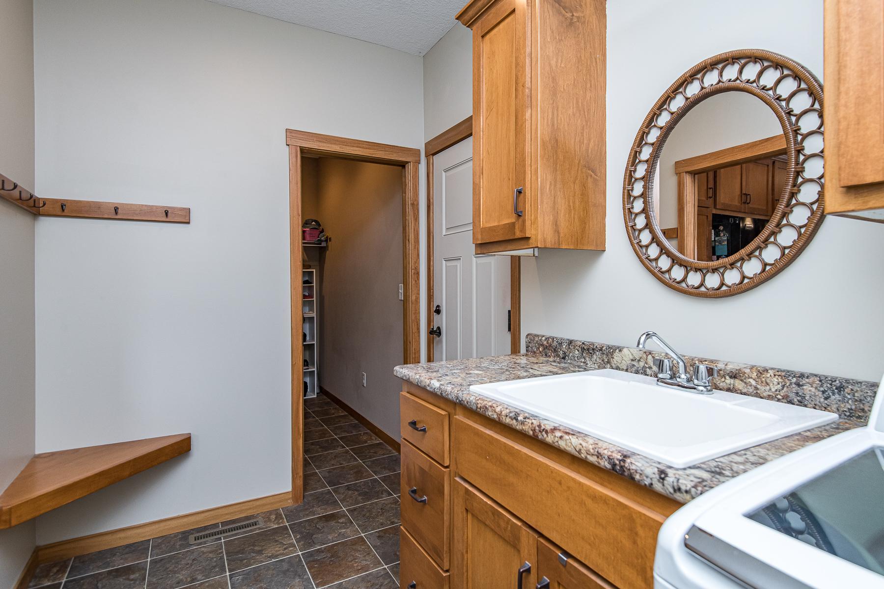 2959 Pinewood Ridge Drive Southeast Rochester, MN 55904 - Photo 24 of 49