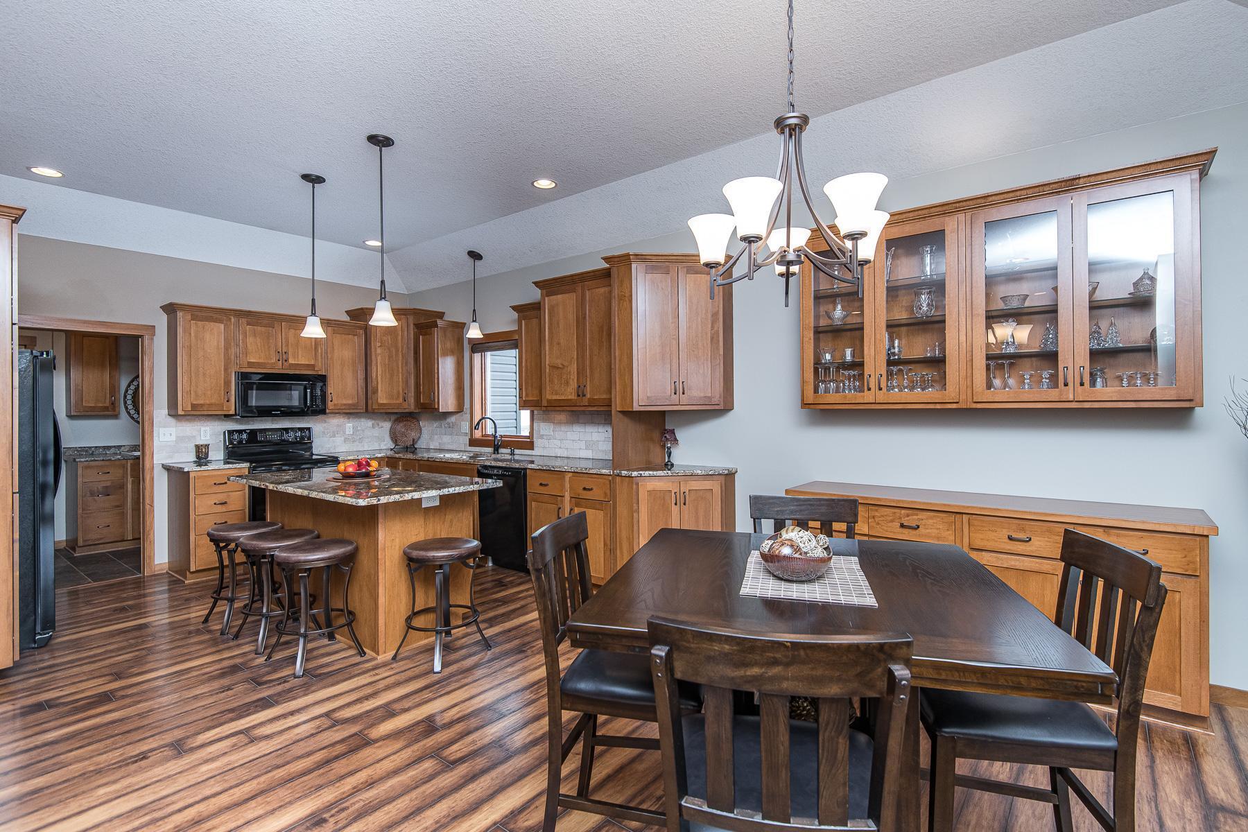2959 Pinewood Ridge Drive Southeast Rochester, MN 55904 - Photo 9 of 49