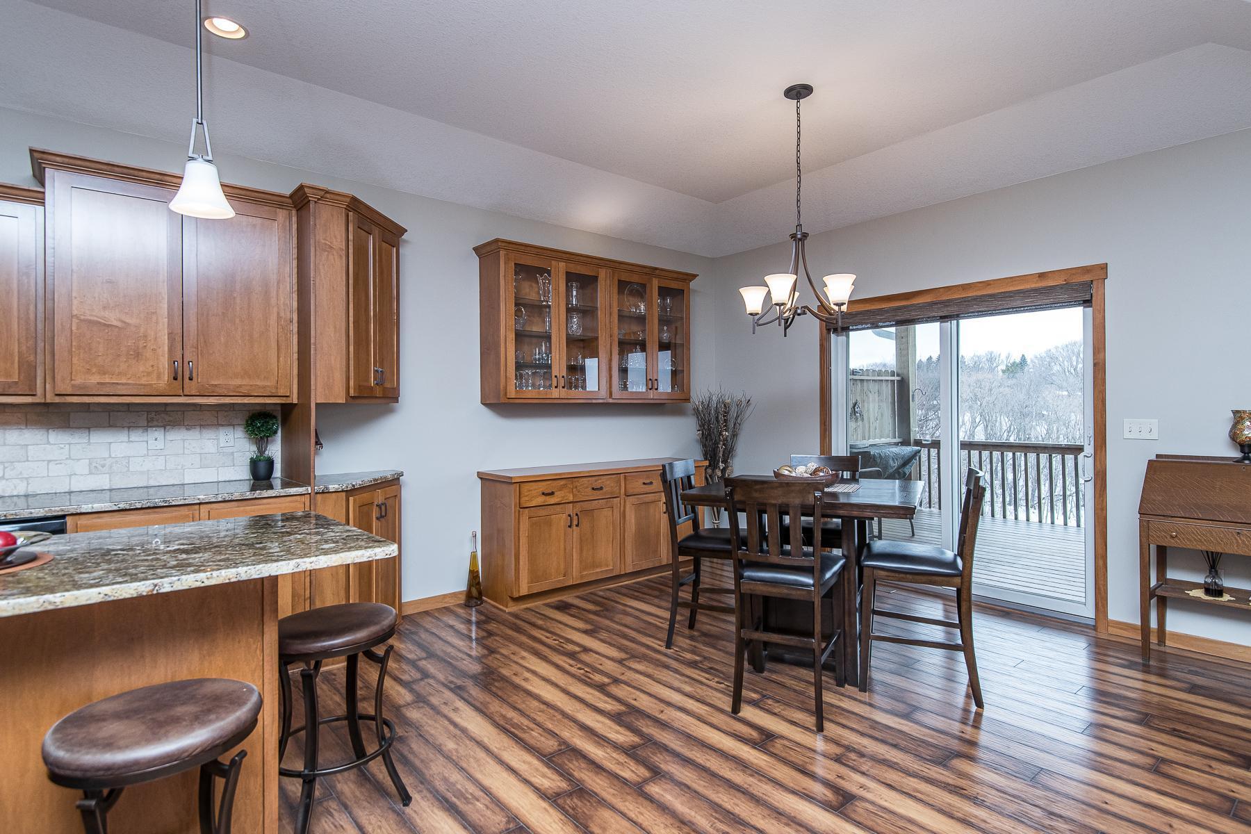 2959 Pinewood Ridge Drive Southeast Rochester, MN 55904 - Photo 10 of 49