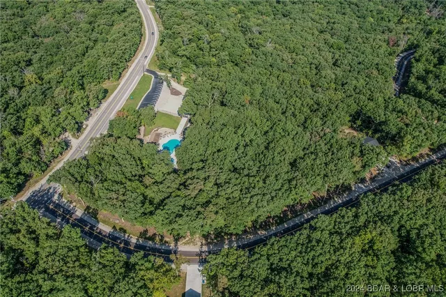 $4,950 | Lot 1015 Nassau Drive, Four Seasons, MO 65049