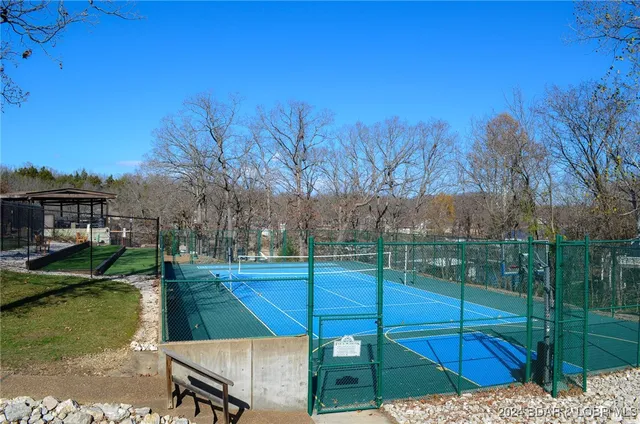 $4,950 | Lot 1015 Nassau Drive, Four Seasons, MO 65049