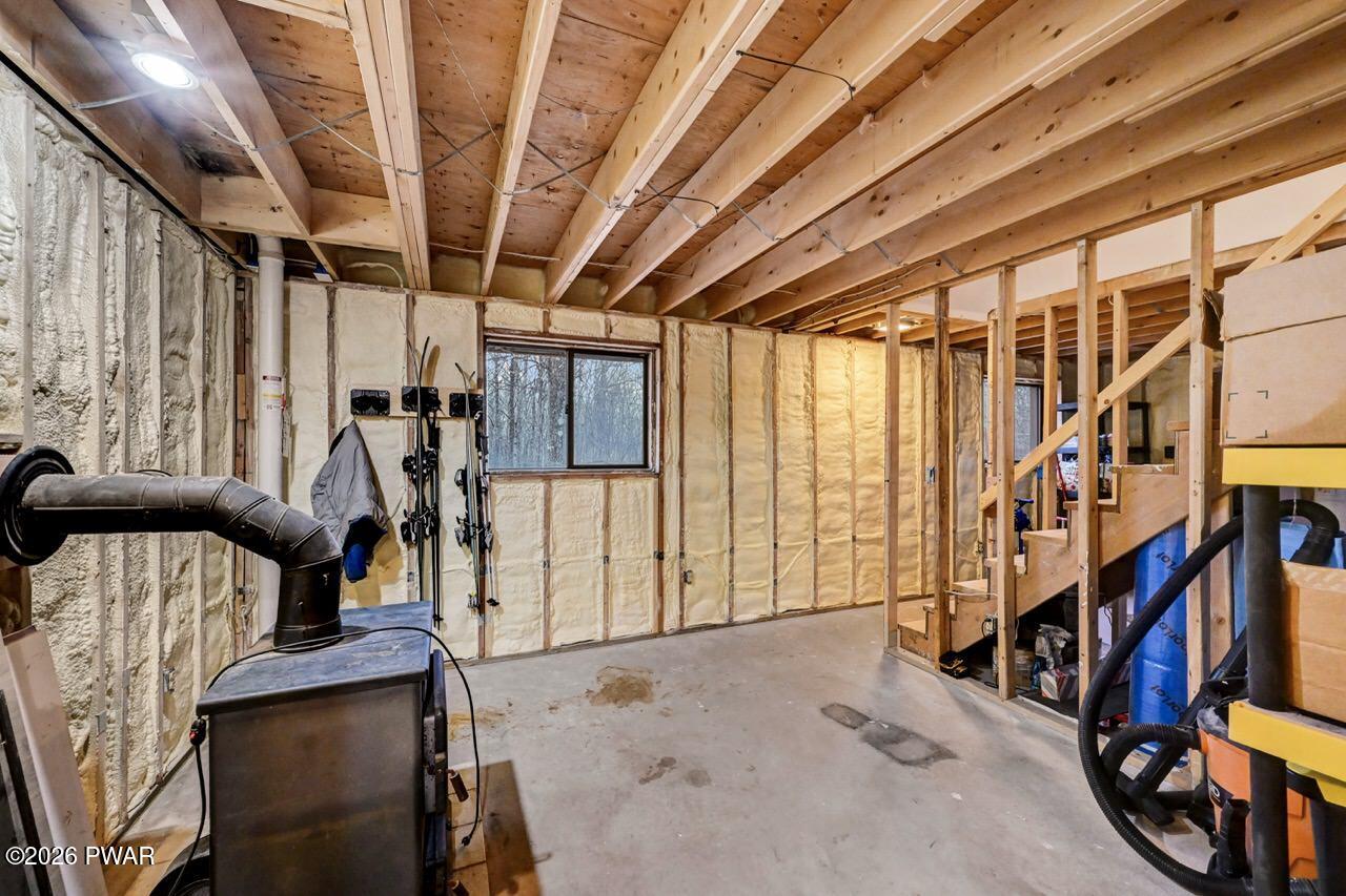 258 Lakeview Road Lackawaxen, PA 18435 - Photo 64 of 119 a view of an entryway with wooden floor