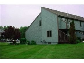 5 Rutledge Drive, Unit 5 Plaistow, NH 03865 - Photo 2 of 6 Gallery Image 2