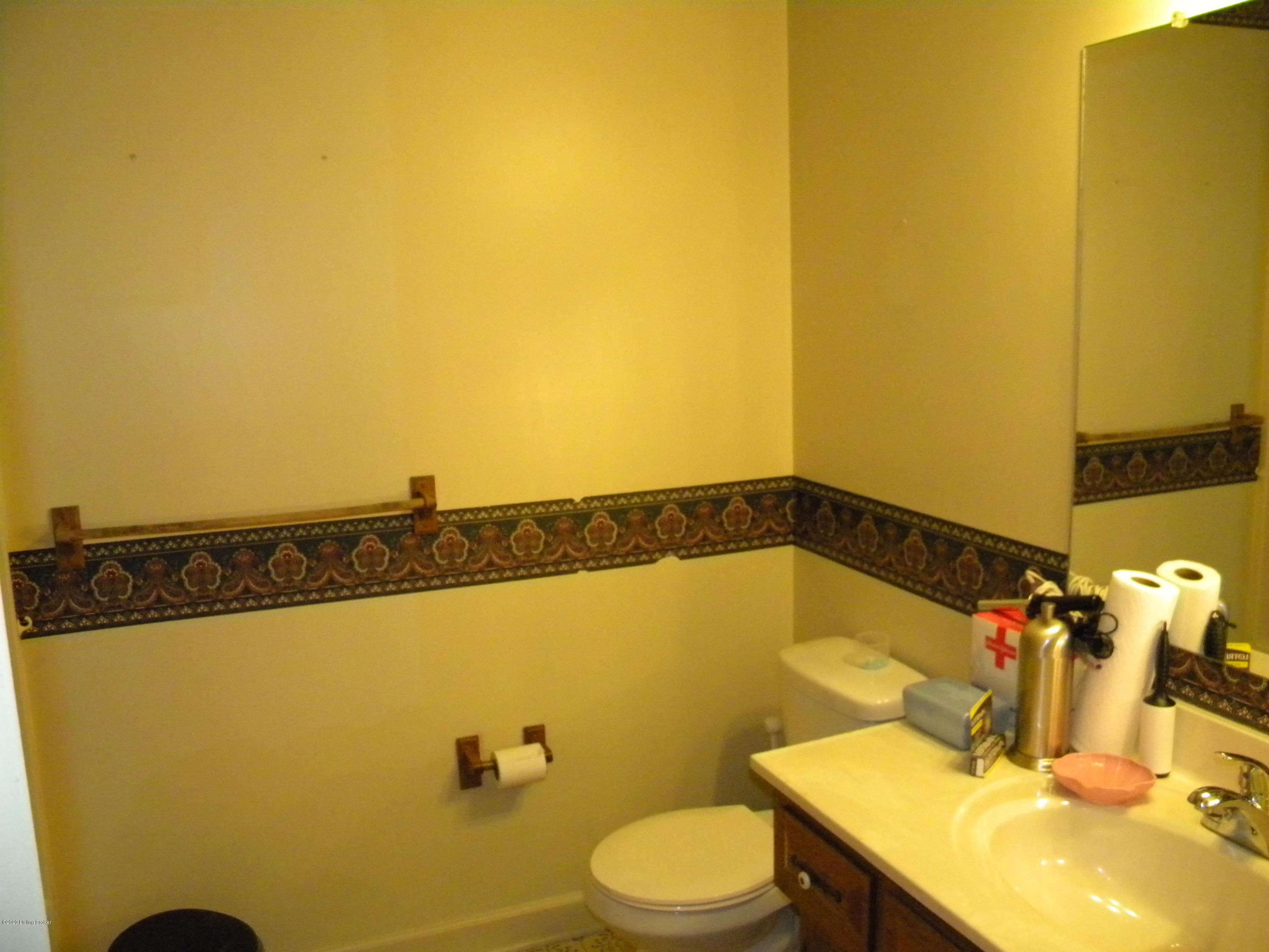 972 Peytona Beach Road Waddy, KY 40076 - Photo 36 of 42 DSCN4724