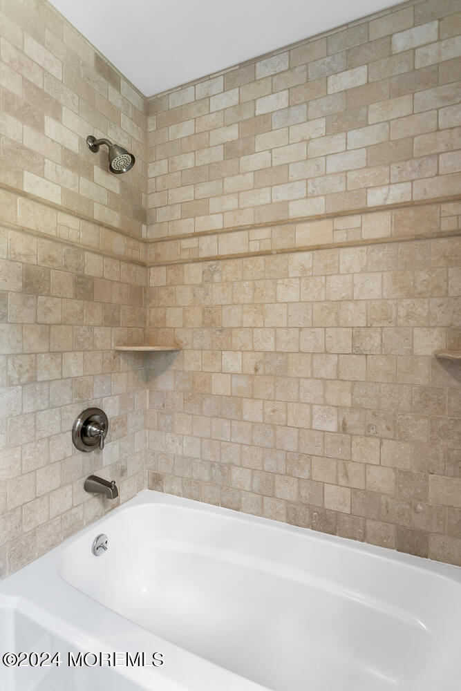 19 Old Phalanx Road Lincroft, NJ 07738 - Photo 38 of 68 Jack n Jill Bathroom Alt3