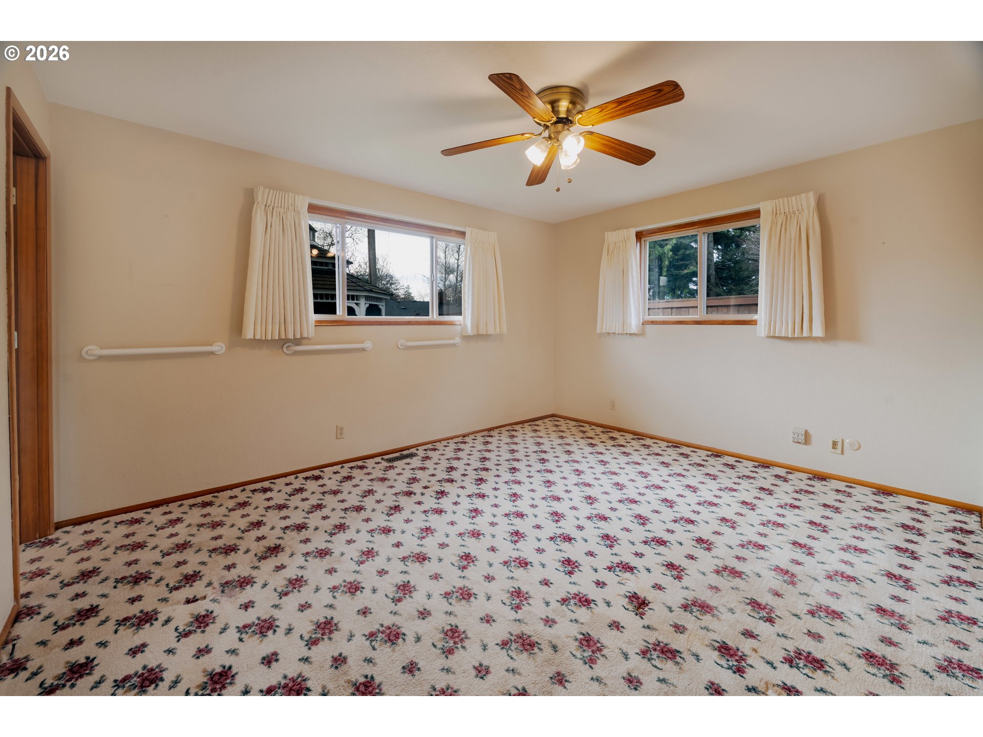 4290 Ivory Way Northeast Salem, OR 97305 - Photo 32 of 42 a view of an empty room