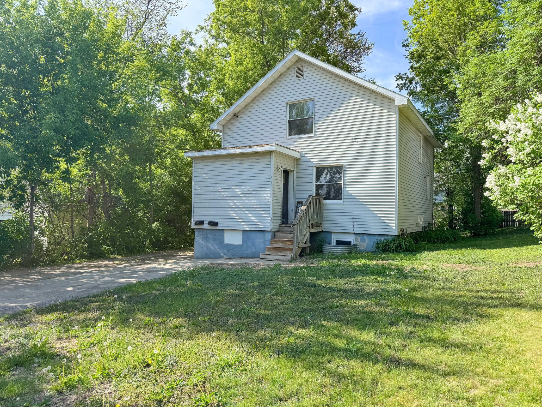 822 West Maple Avenue Fergus Falls, MN 56537 - Photo 2 of 45