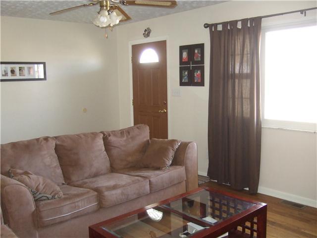2767 Alward Road Southwest Pataskala, OH 43062 - Photo 3 of 22