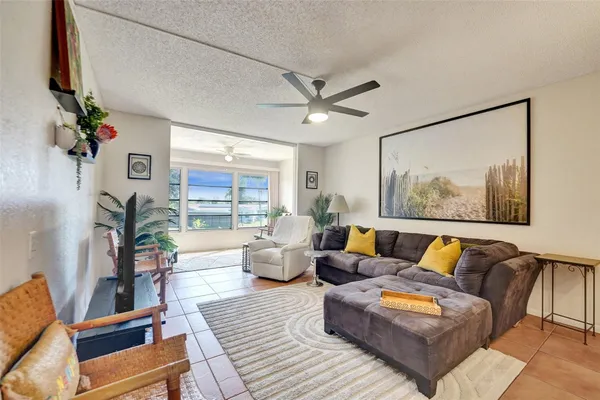 $85,000 | 6570 Royal Palm Boulevard, Unit 210J, Margate, FL 33063