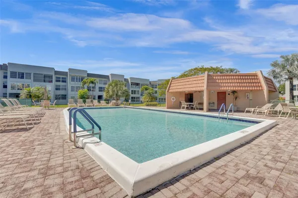 $85,000 | 6570 Royal Palm Boulevard, Unit 210J, Margate, FL 33063