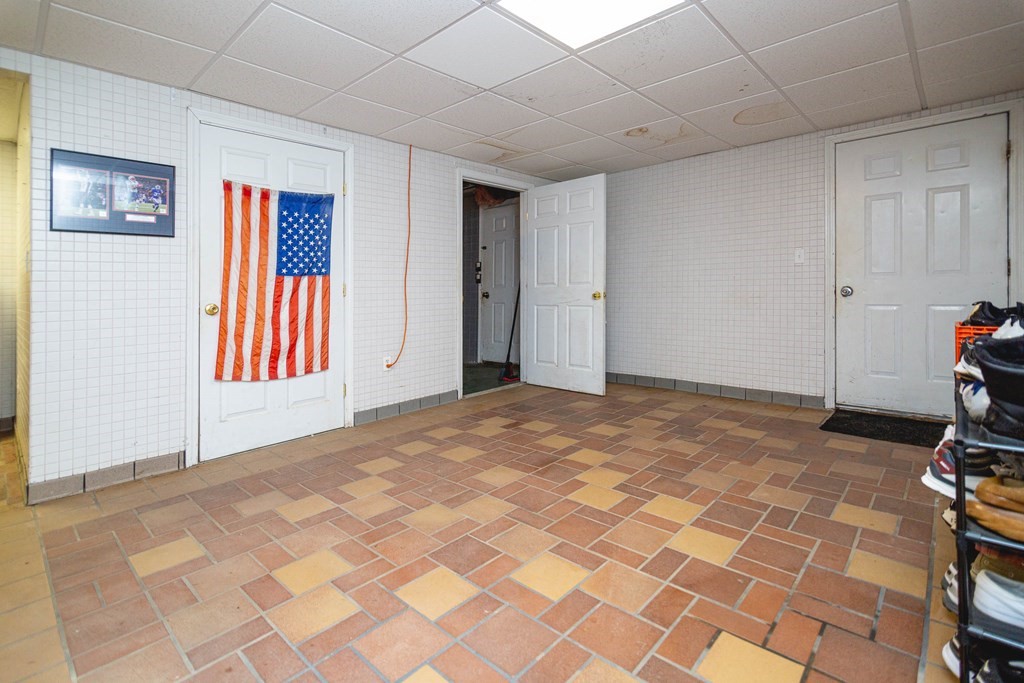 114 Leslie Road Rowley, MA 01969 - Photo 40 of 42 a view of an empty room