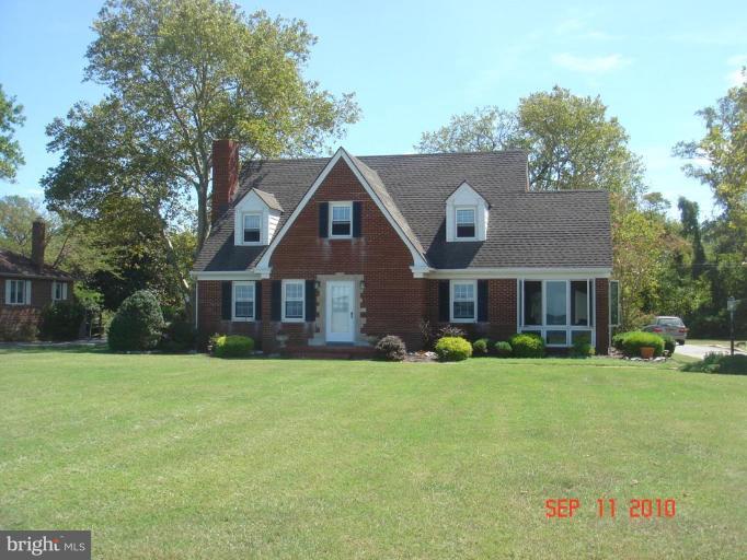120 Riverside Drive Cambridge, MD 21613 - Photo 1 of 10 Exterior (Main)