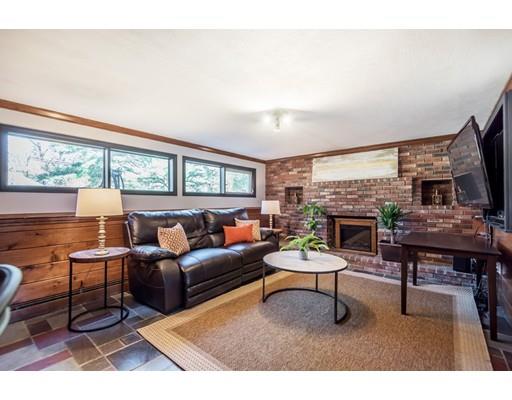 61 Wildwood Road Andover, MA 01810 - Photo 13 of 30 Gallery Image 13